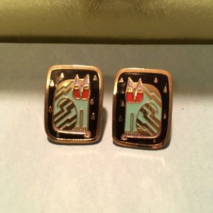 Cat earrings with post back